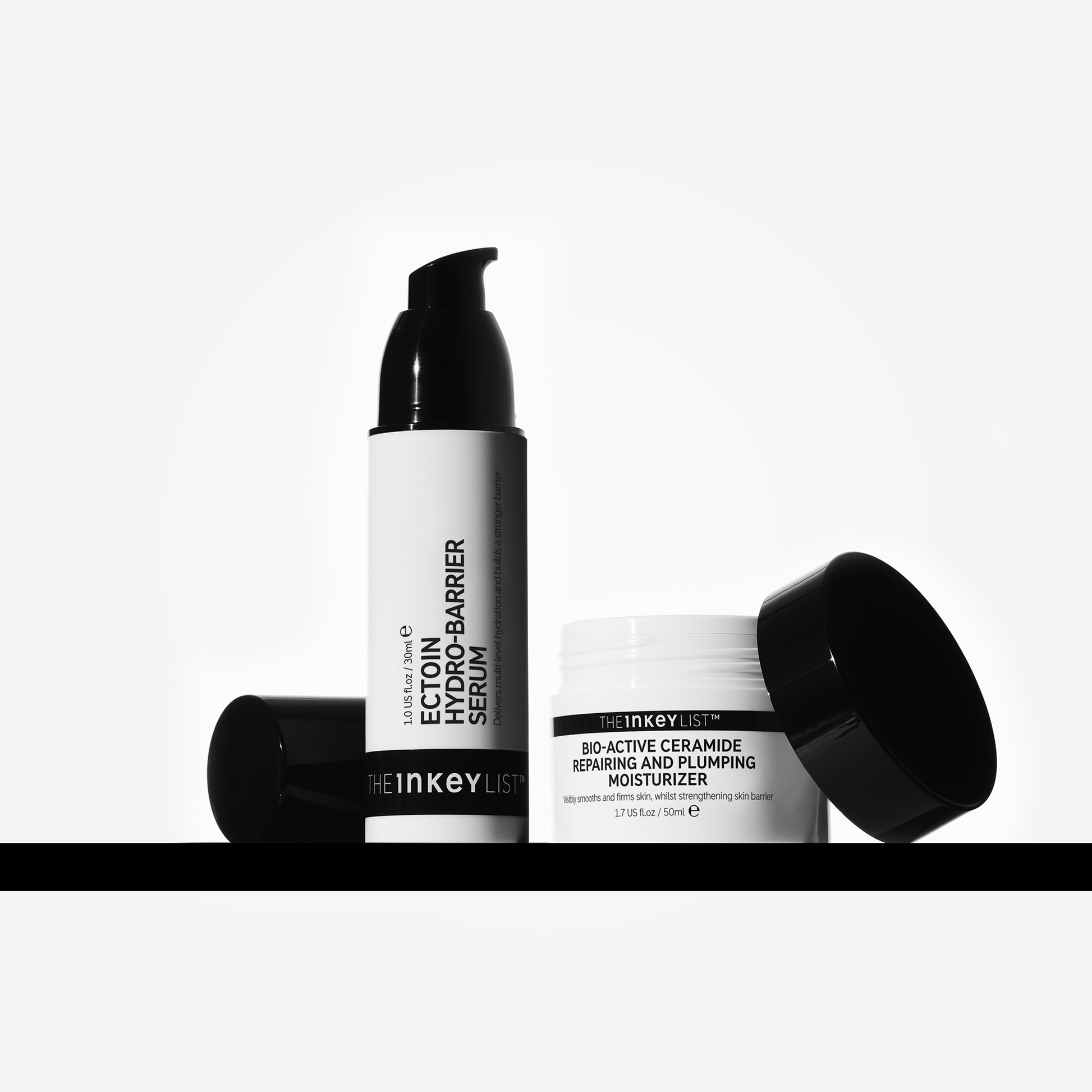 skin-barrier-repair-duo-q9 Hero_38716fb6-2743-4acf-8b39-ee63aaf60dd7.png