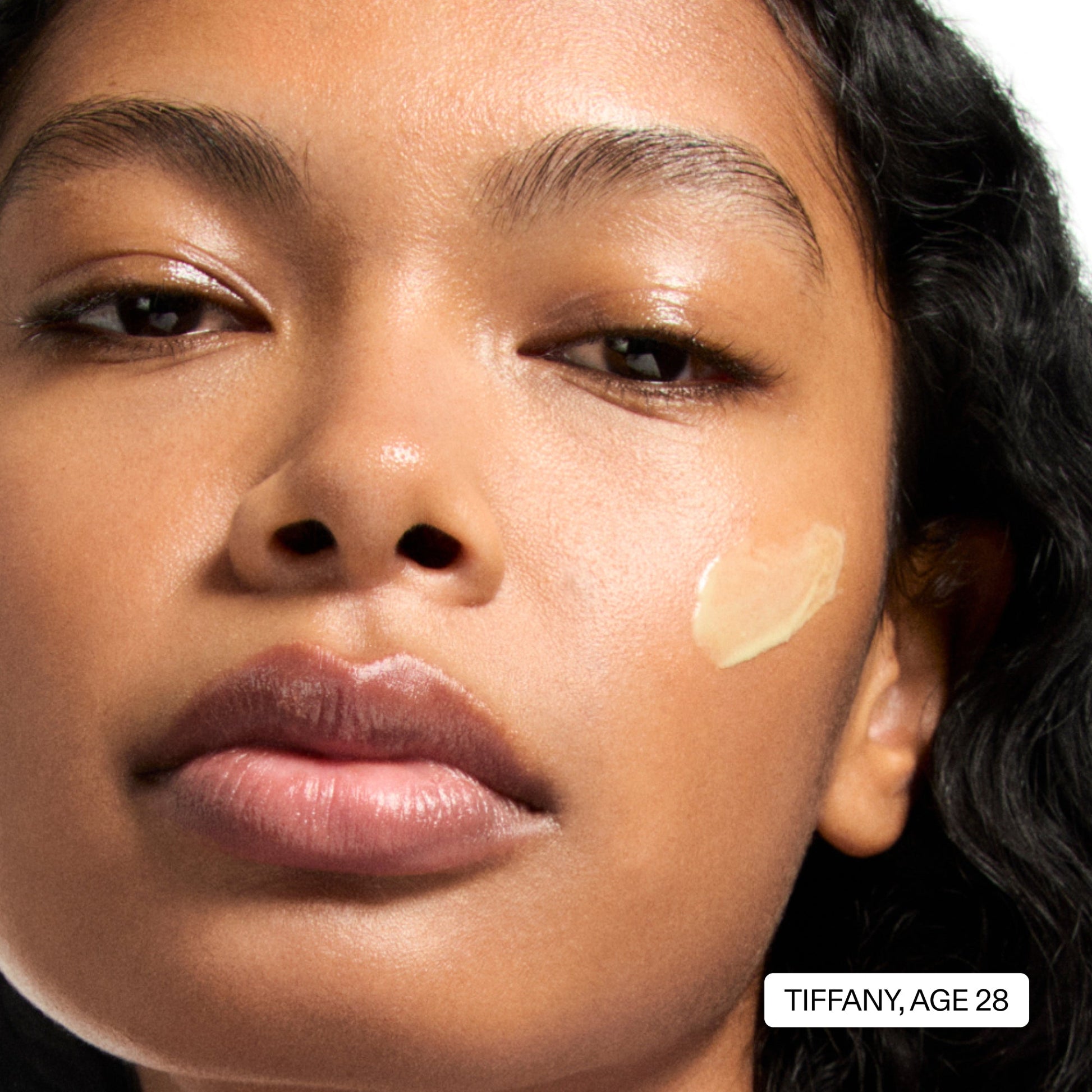 starter-retinol-serum-a3 StarterRetinol_Model2_2000x2000_fa44e5e2-09cd-4121-9780-08a9debd7d88.jpg